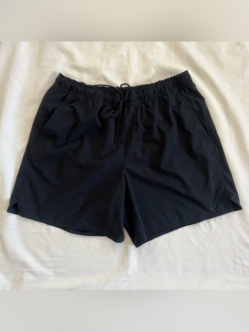Men’s Black XXL Nike Athletic Shorts with Drawstring